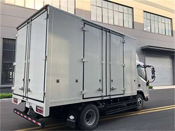 CFRT纖維熱複合(he)闆替代汽車傳(chuán)統鋼構減重